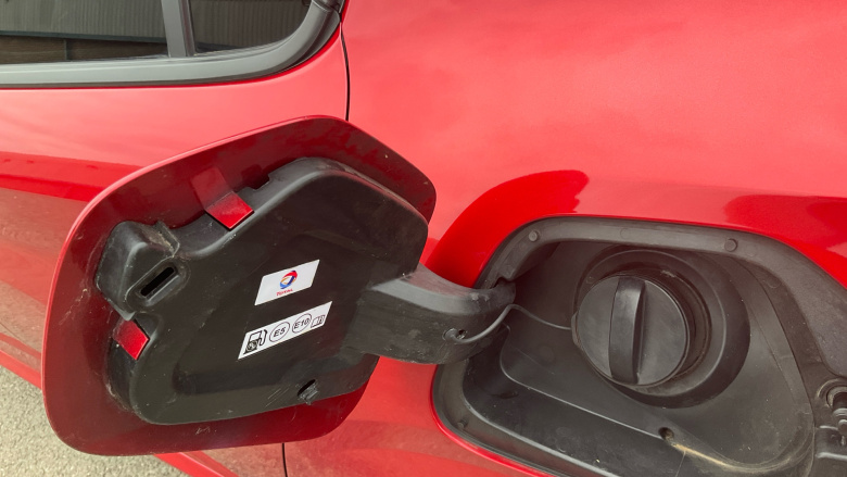 Peugeot 208 1.2 PureTech 100 Allure Premium 5dr EAT8 Petrol Hatchback